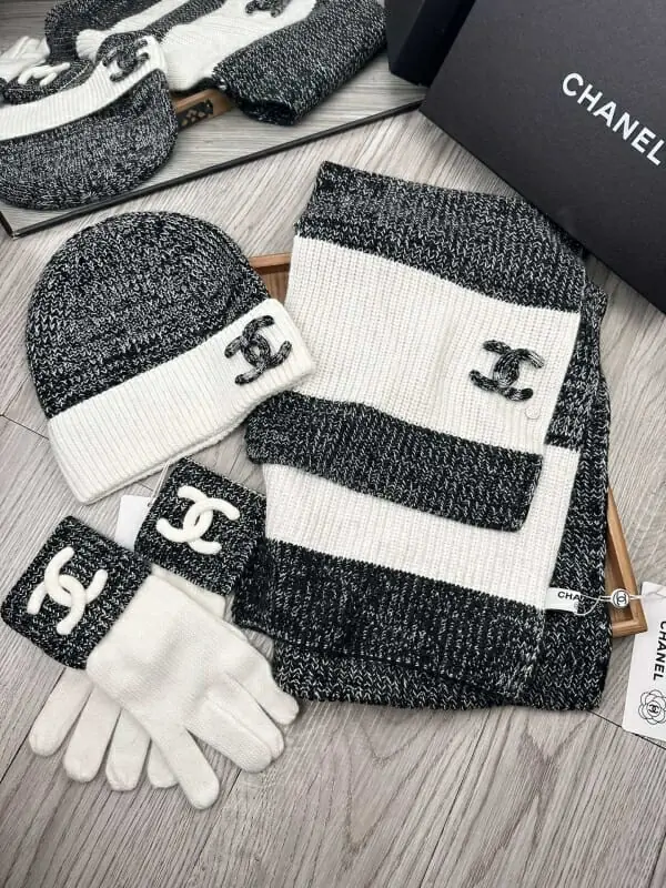 chanel hat and echapres and glove set s_126a1044